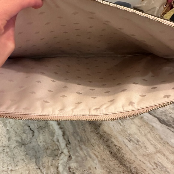 Gorgeous like new large Kate spade glitter laptop case - Picture 4 of 10